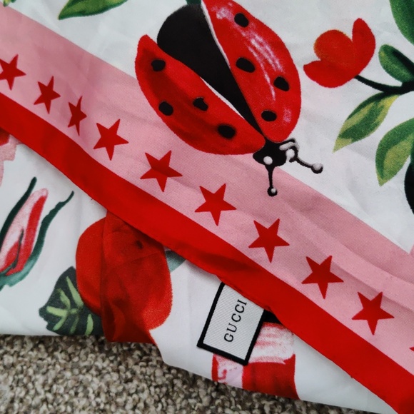 Gucci Scarf - Picture 1 of 6